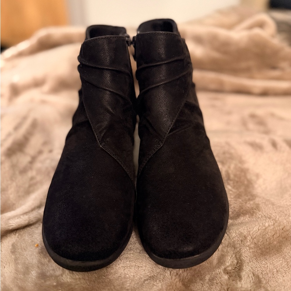 Clark’s Black Women's Ankle Boots